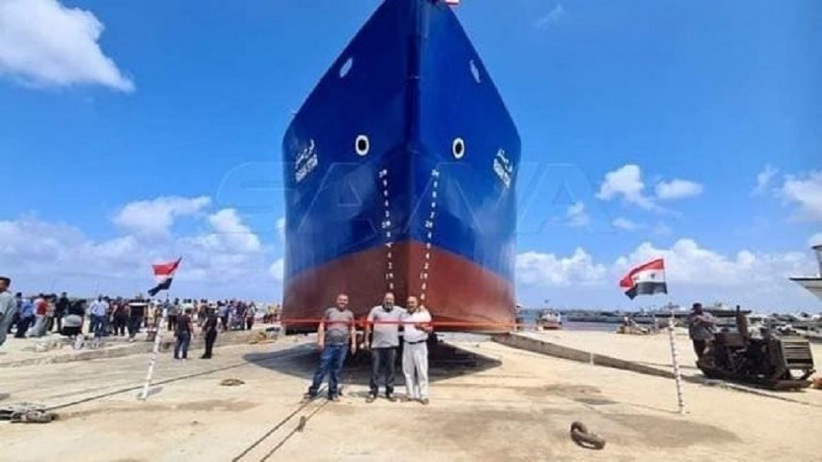سوريا تدشن أول سفينة شحن مصنعة محليا P_1990lisaa1