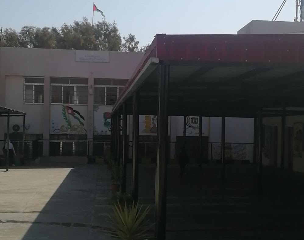 مدرسة بيوضة الغربية